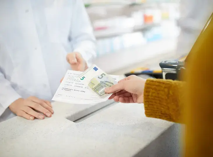 Zuzahlungsbefreiung Privatrezept: So vermeiden Sie hohe Kosten für Medikamente