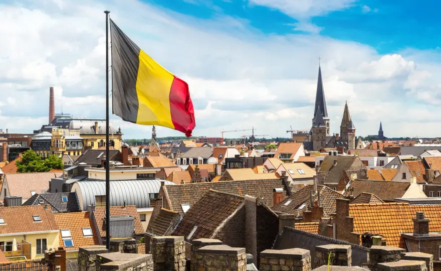 Czy w Belgii jest bezpiecznie? Odkryj zagrożenia i bezpieczne miejsca