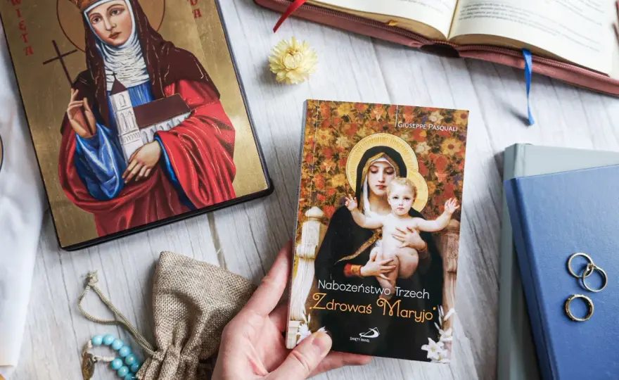 Jak odmawiać nowennę trzech zdrowaś maryjo, by uzyskać spokój ducha