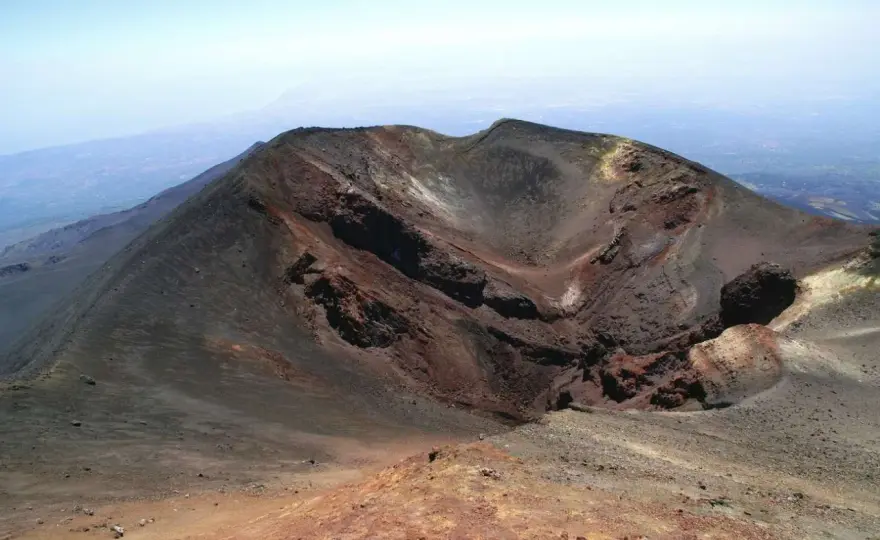 Etna in auto - Guida completa: versanti, costi e consigli utili