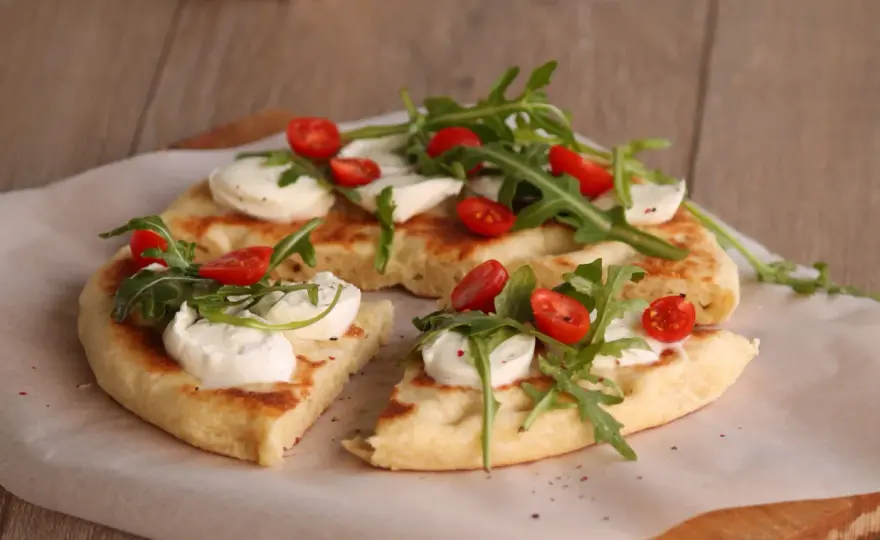 Focaccia z mozzarellą - jak upiec idealną, bez mokrego środka?