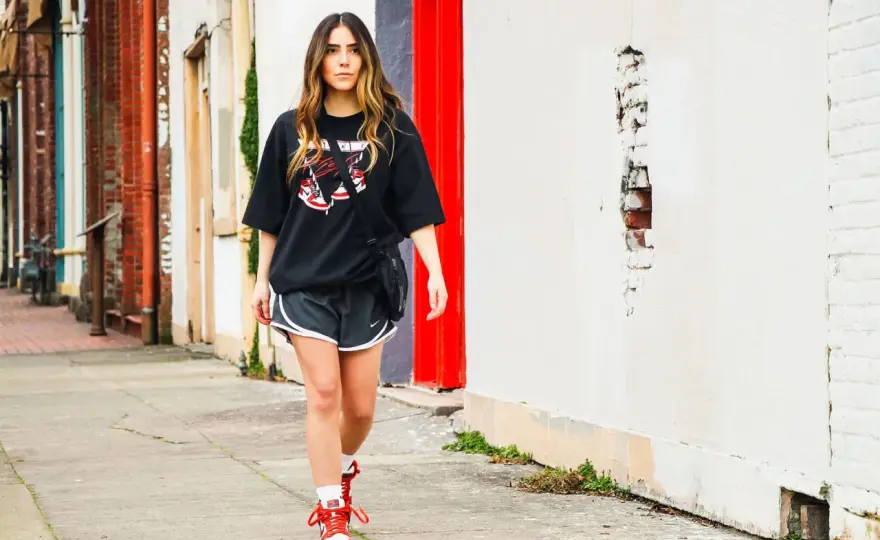 Oversized T-Shirt stylen - So geht der perfekte Look!