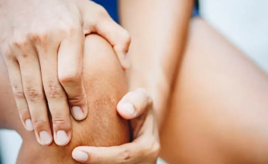 Gänsefuß am Knie - Ursachen & Therapie bei Schmerzen