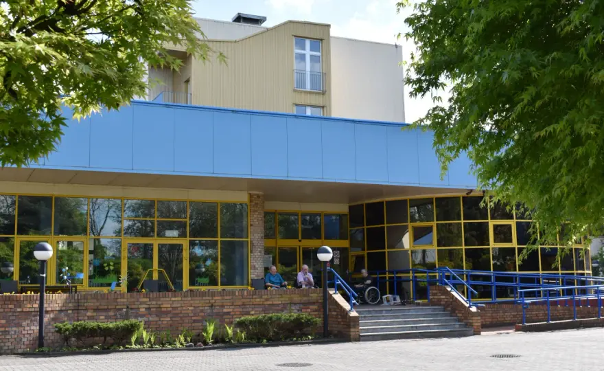 Złota Ostoja Palmiry: pielęgniarski dom opieki i pełna oferta