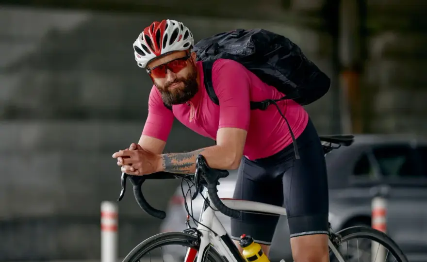 Jak się ubrać na rower - Sprawdzone zestawy na każdą temperaturę