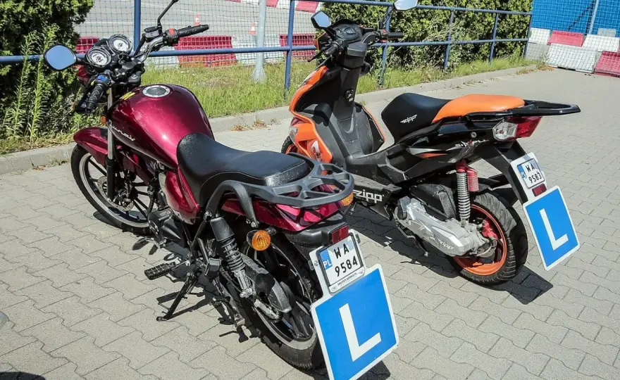 Prawo jazdy AM - co obejmuje, jak zdać i ile kosztuje