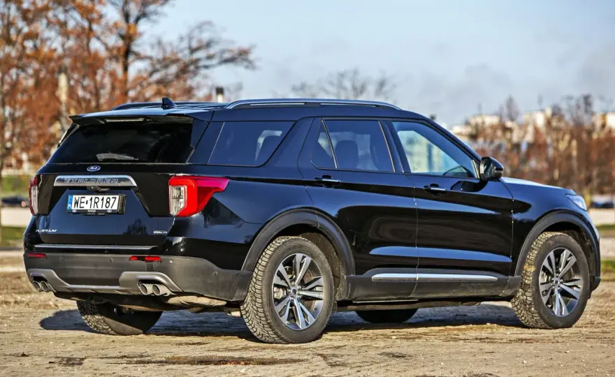 Jaki SUV Forda wybrać? Porównaj modele i znajdź swój!