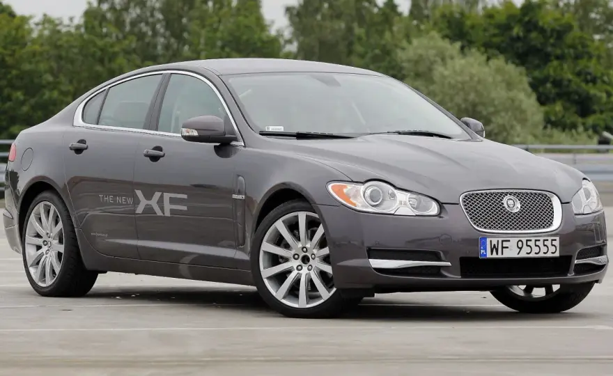 Jaguar XF 2.2 Diesel – co to za silnik i jakie ma osiągi?
