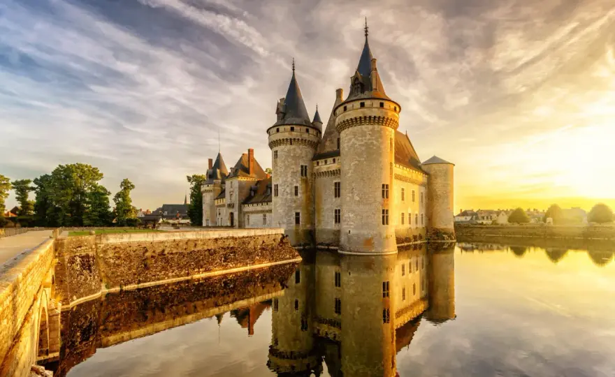 Zamek po francusku – château, fort, palais? Poznaj różnice!
