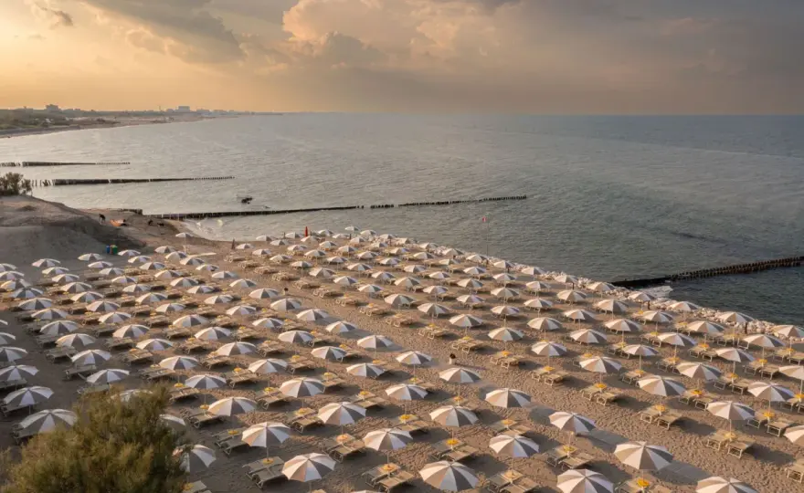 Mare Marche - Scegli la Spiaggia Perfetta per Te!