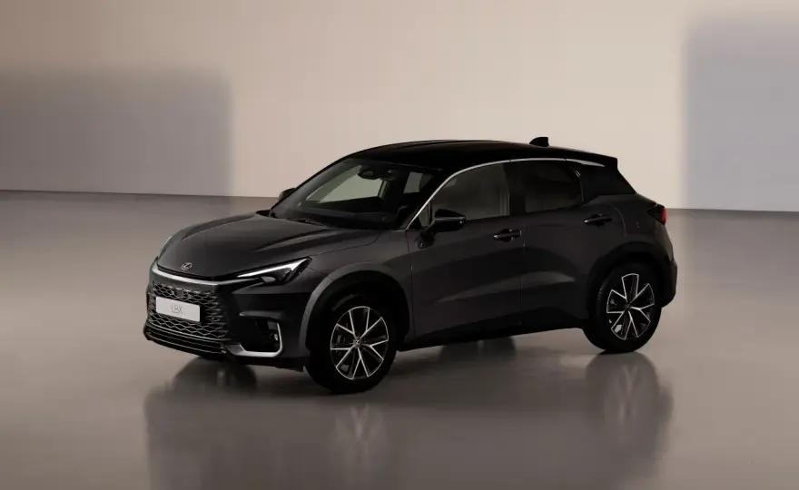 Lexus LBX - Cena, pakiety i opłacalność. Jak nie przepłacić?