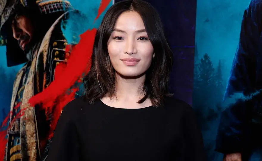 Anna Sawai - Från J-pop till Shōgun: Ett globalt genombrott