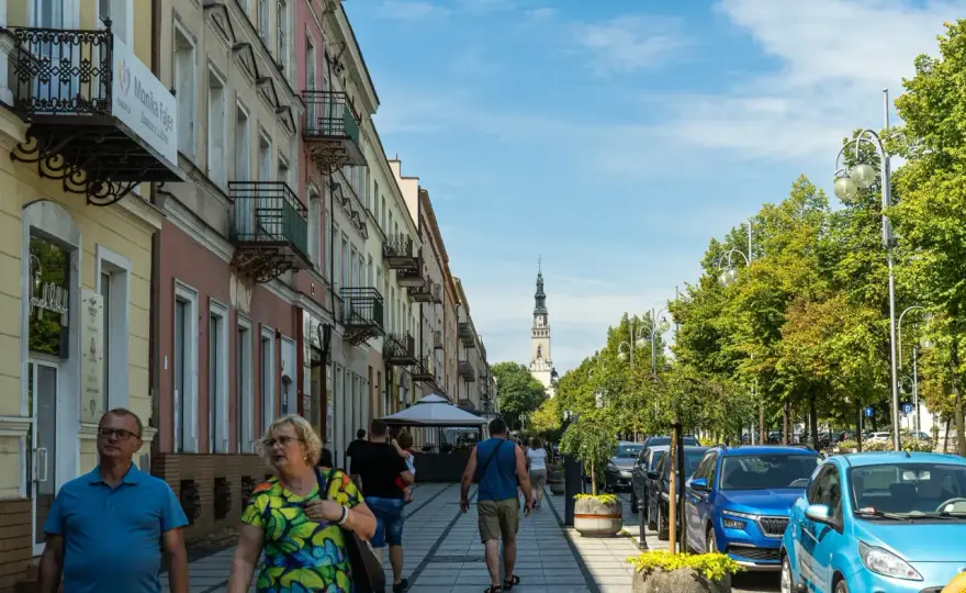 Jak dojechać na Jasną Górę? Trasa, parkingi i zwiedzanie