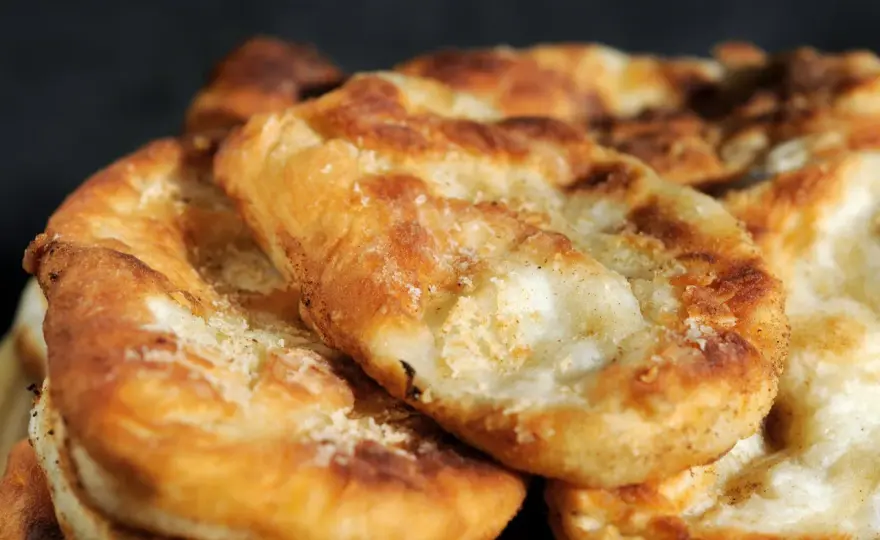 Placki ziemniaczane z piekarnika - Jak uzyskać chrupkość bez smażenia?