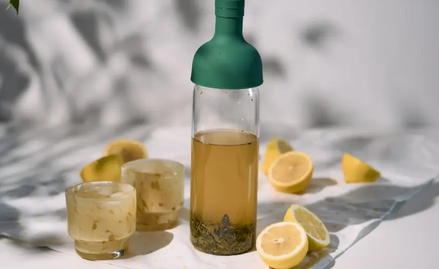 Herbata na zimno - parzenie cold brew krok po kroku