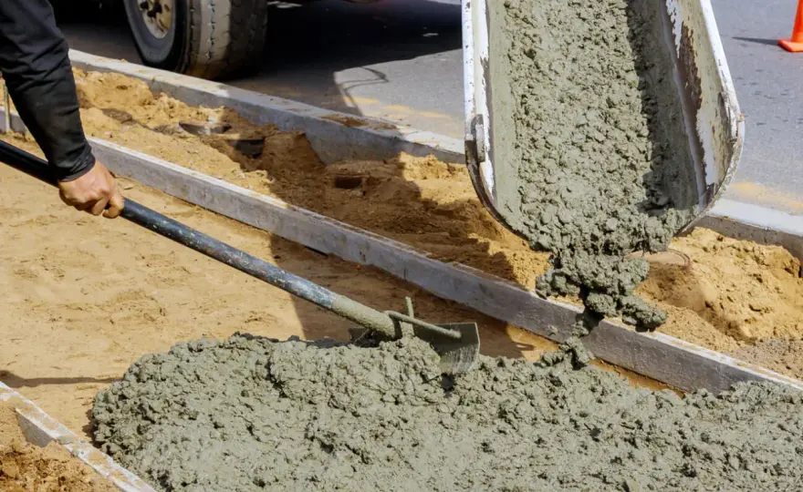 Z czego powstaje cement? Poznaj skład i produkcję