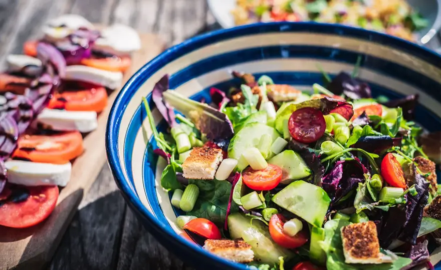 Dieta low carb - Jak mądrze schudnąć bez głodu i podjadania?