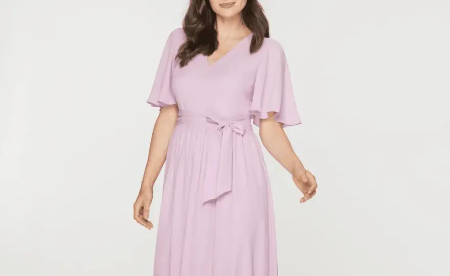 Stylizacje 40 plus: elegancja i komfort dla kobiet w każdym rozmiarze