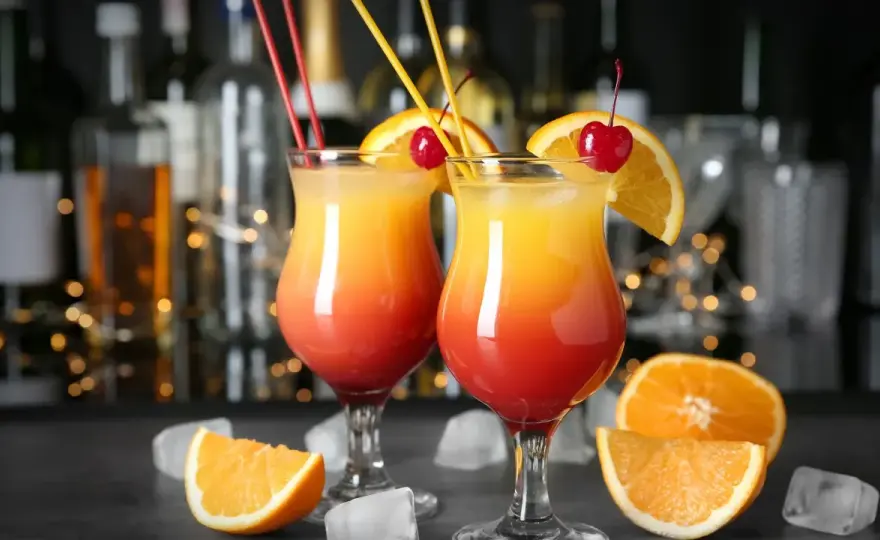 Drinki z wódką czystą - Jakie proporcje dają najlepszy smak?