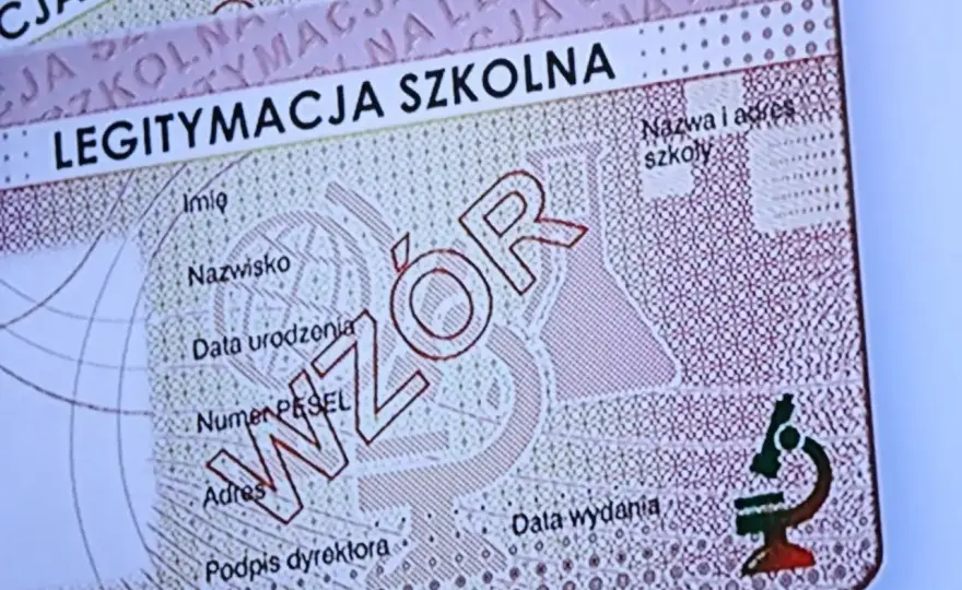 Legitymacja szkolna - Jak ją wyrobić, przedłużyć i zachować zniżki?