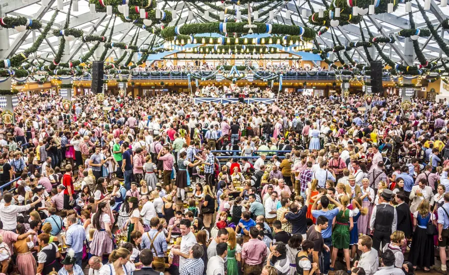 Wiesn 2026 - So planst du den perfekten Oktoberfest-Besuch