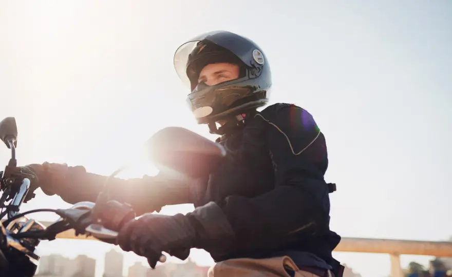 Casco in moto - Regole, sanzioni e scelta giusta per la tua sicurezza