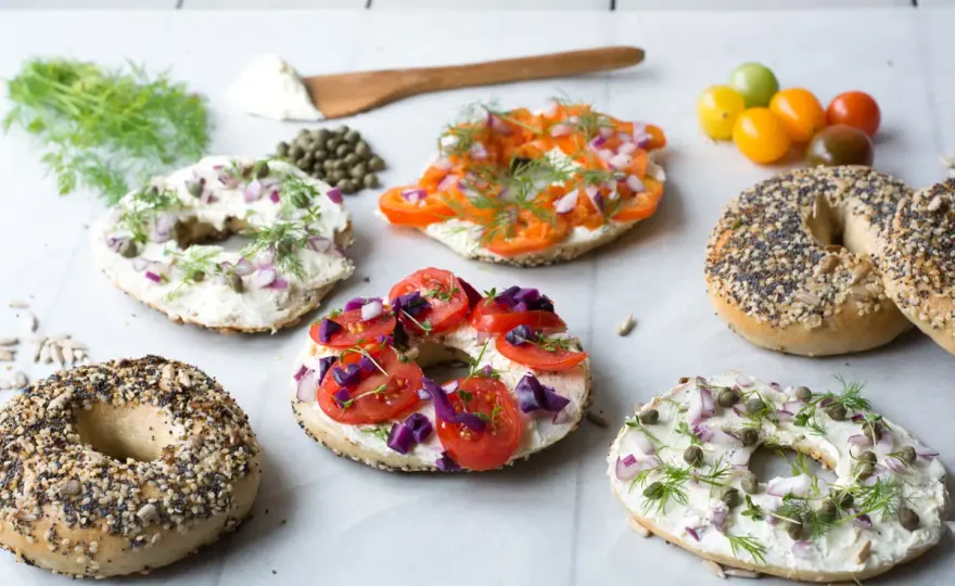 Bröd med hål i mitten - så formar du ringbröd som håller