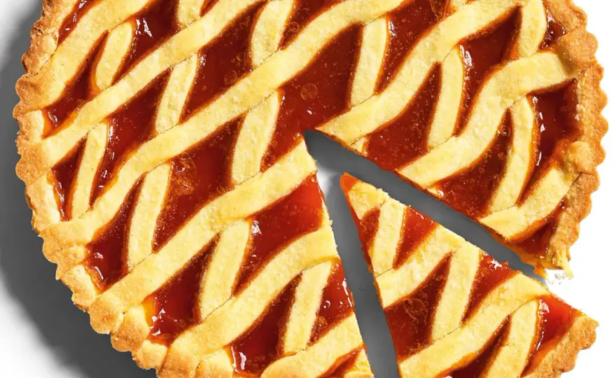 Come cuocere la pasta frolla per una crostata perfetta