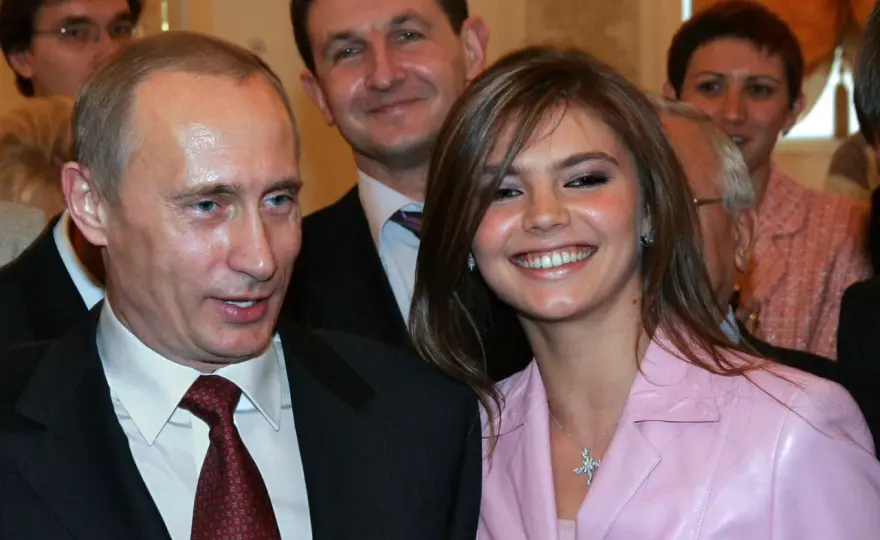 Obecna żona Putina - zaskakujący wiek i kontrowersje