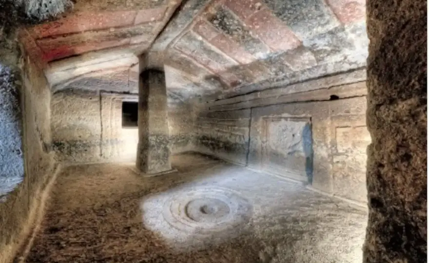 S'Incantu a Putifigari - La domus de janas UNESCO da leggere
