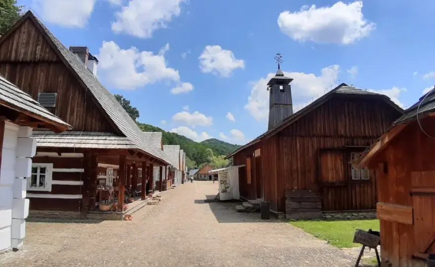 Skansen Sanok godziny otwarcia - uniknij rozczarowania przy wizycie