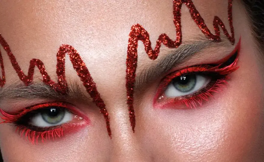 Halloween Make-up Ideen: Trends & einfache Looks für jeden Anlass