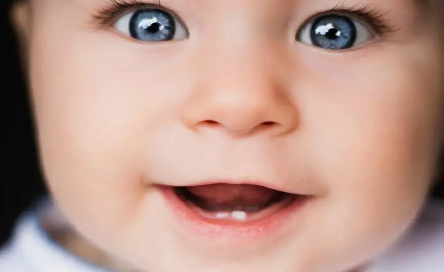 Vista del neonato nei primi mesi - cosa è normale?