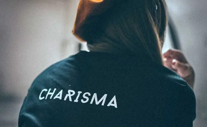 Charyzma w pracy - Jak ją budować bez udawania?