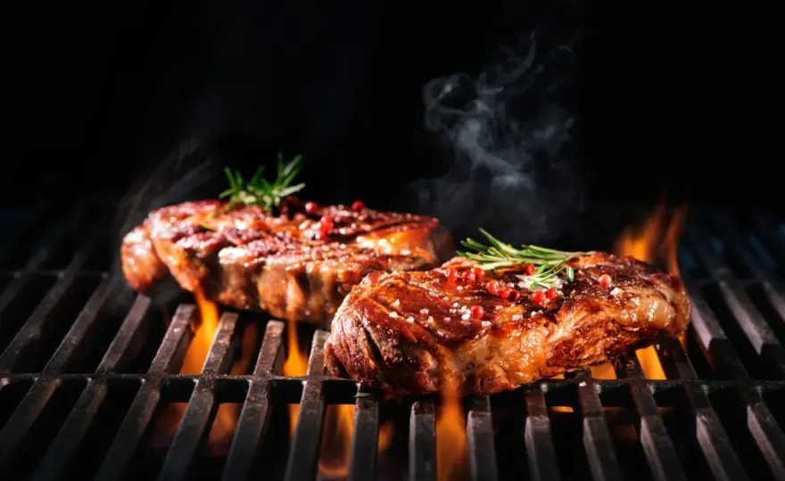 Schwarzbier-Marinade - So gelingt zartes Fleisch vom Grill