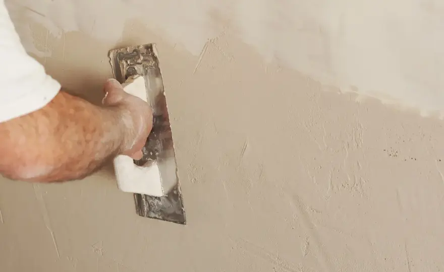 Rasare un muro - Guida completa per pareti perfette
