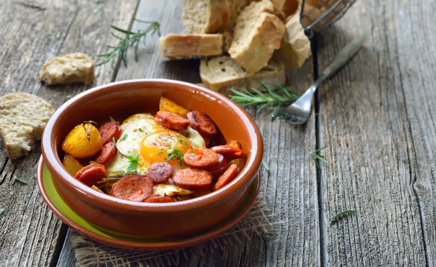 Kiełbasa z gęsi: tradycyjny przepis na wyjątkowy smak i aromat
