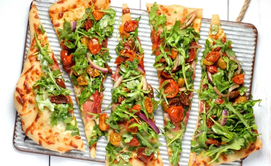 Pizza wegetariańska jakie dodatki - odkryj smaki, które zaskoczą