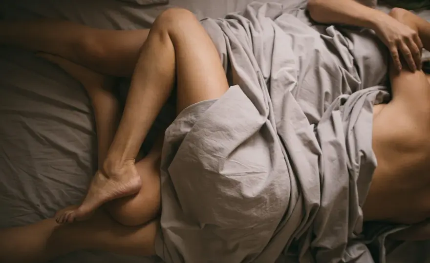 Kobieca seksualność - co wpływa na pożądanie i przyjemność?