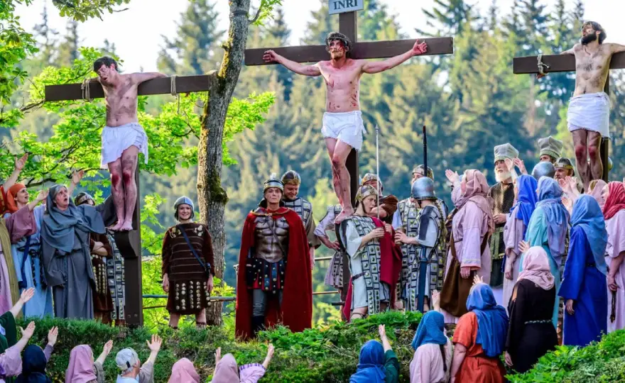 Leben nach dem Tod im Christentum - Auferstehung & Hoffnung