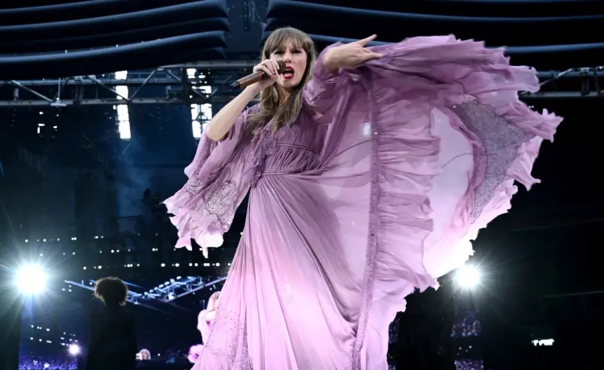 Taylor Swift Outfits: Dein Look für Eras Tour & jede Ära