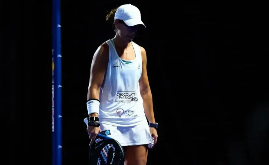 Lucia Sainz - La lezione di padel che non ti aspetti