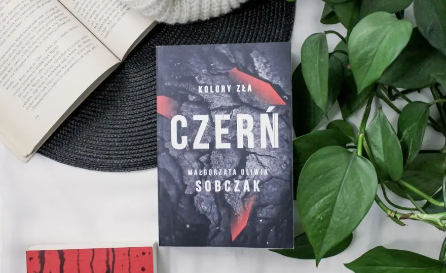 Kolory zła: Czerń - Czy warto czekać na ten kryminał?