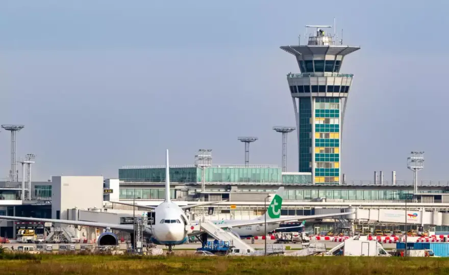 Dojazd z Orly do Paryża - Co działa, a co już nie?