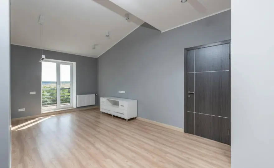 Jak uwzględnić wysokość pomieszczeń w projekcie domu – poradnik architekta i inwestora