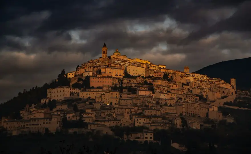 Trevi in Umbria - Guida per una visita autentica