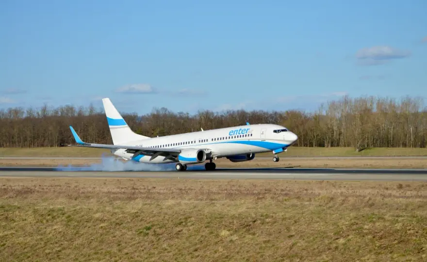 Enter Air bagaż - Jak uniknąć dopłat i stresu?