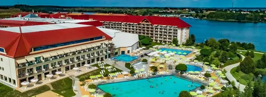 Ile gwiazdek ma hotel Gołębiewski? Sprawdź, co naprawdę oznaczają oceny.