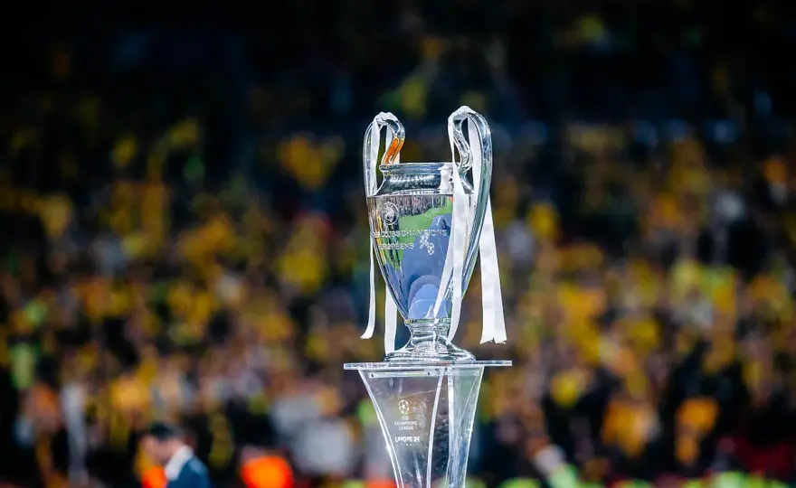 Ile za awans do Ligi Mistrzów? Nowy format, gigantyczne premie UEFA!