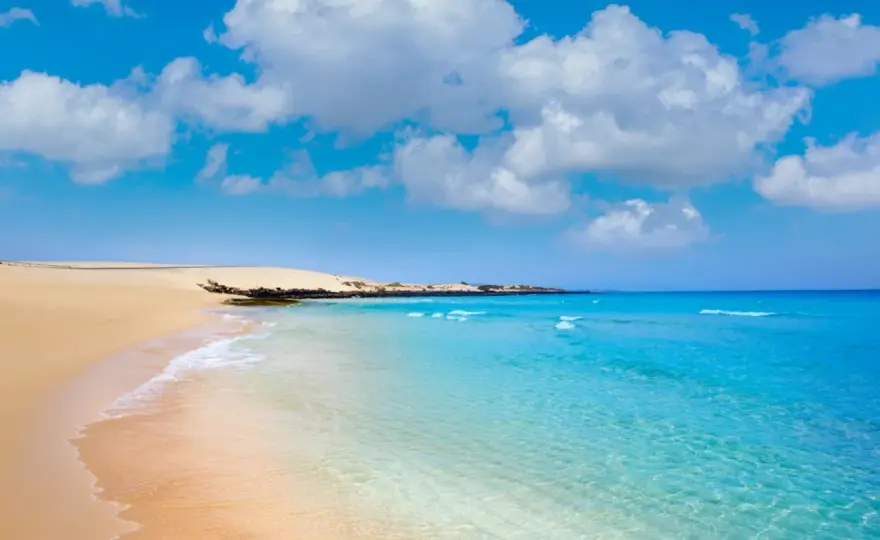Fuerteventura pogoda w lutym: Czy warto uciec przed zimą?
